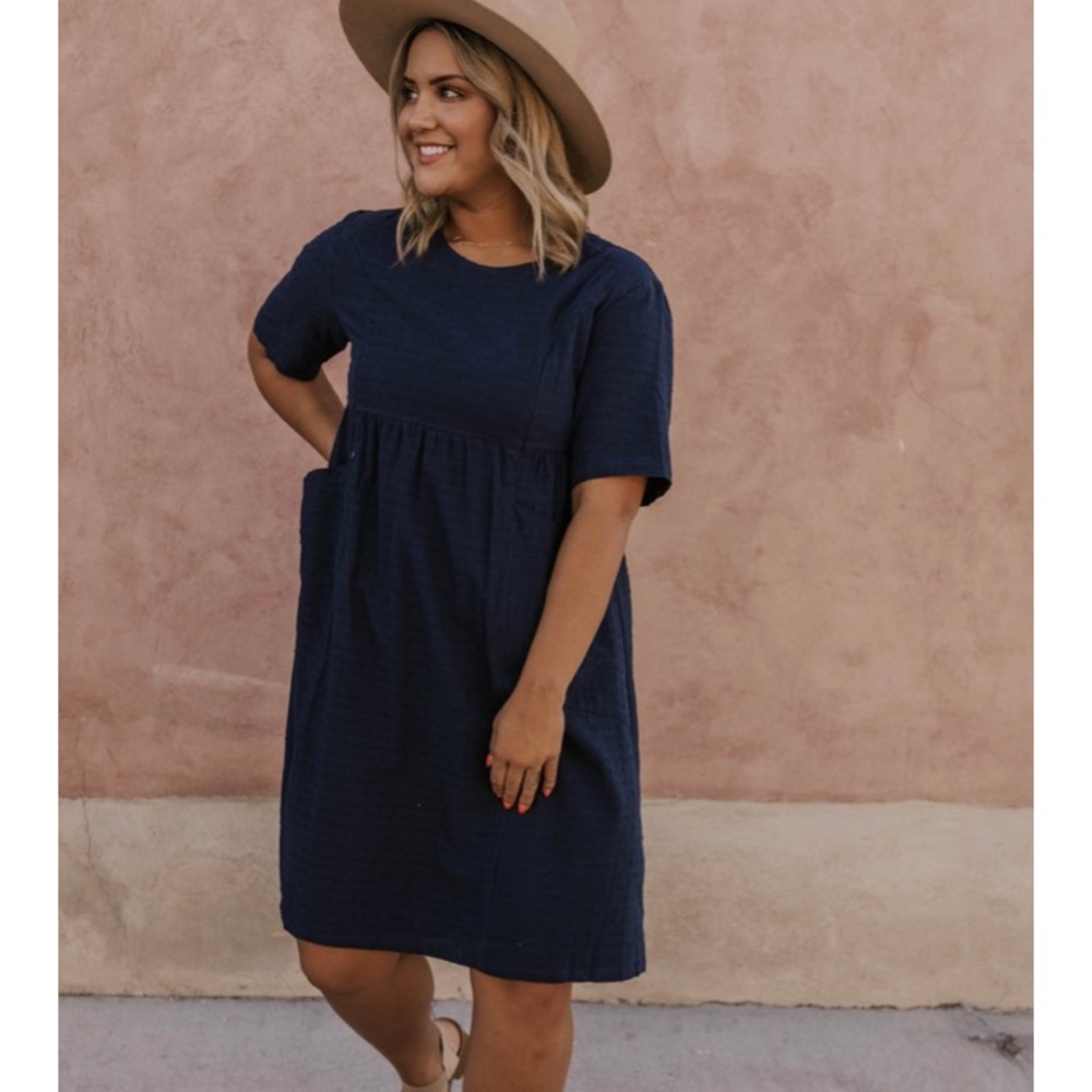 Roolee navy blue dress. Size XL.